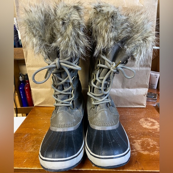 Sorel Women’s Joan of Artic Winter Boots SZ 9.5 - Picture 2 of 4